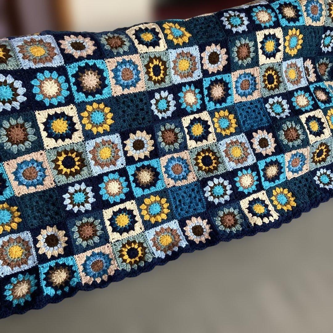 ハンドメイド♡♡モチーフ編みグラニースクエア編みブランケット♡♡♡♡