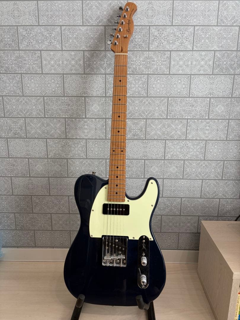 バッカス　BTE-2-RSM 弦張り替え済み　bucchus bte2 ケース付