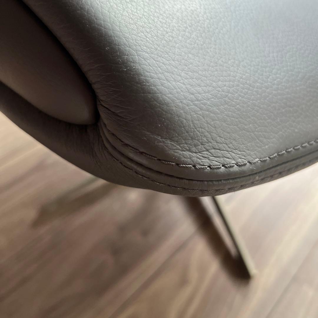 godplayer.jpです❗️ボーコンセプトオットマン❗️25万円❗️半額‼️