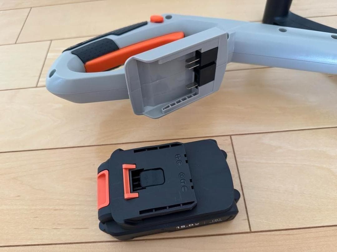 アイリスオーヤマ 充電草刈機 160mm 10.8V 金属刃 軽量 2.0kgA