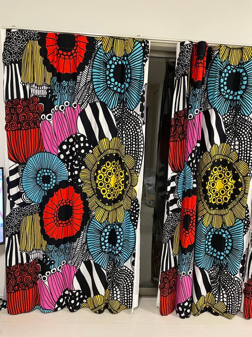 マリメッコ　ドレープカーテン　& UVカットレースカーテン