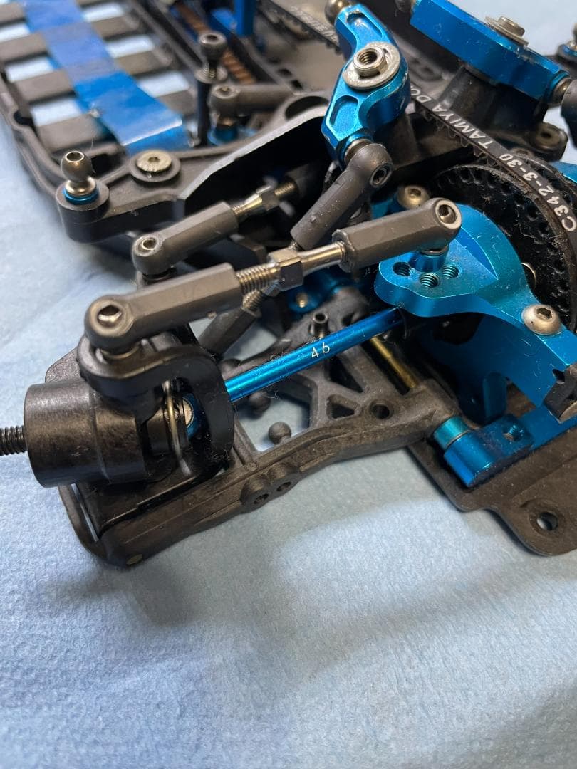 【中古】タミヤ　TA05ver.2【ダンパー無し・一部パーツ無し】