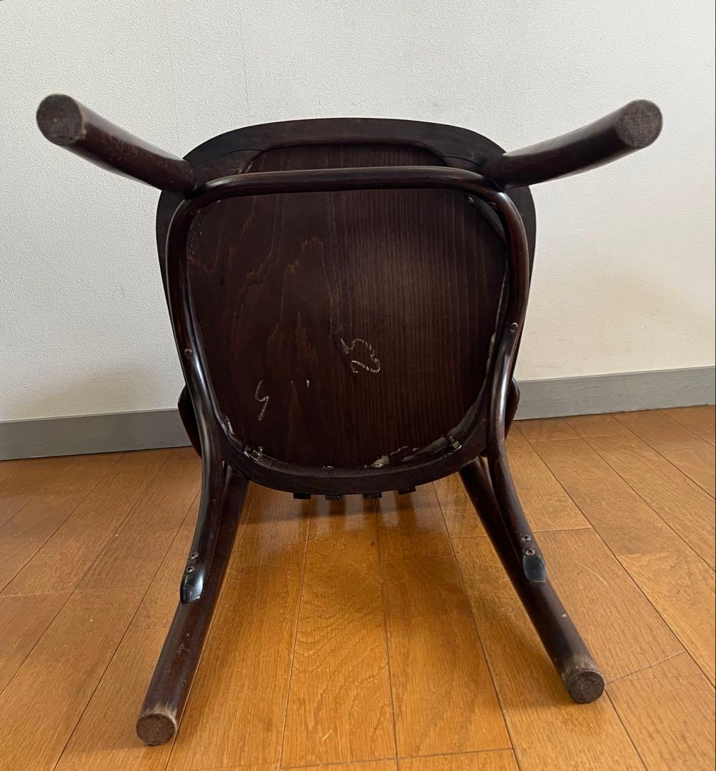 ルーマニア　ヴィンテージ　ベントウッドチェア　曲木椅子　アンティーク　モダン