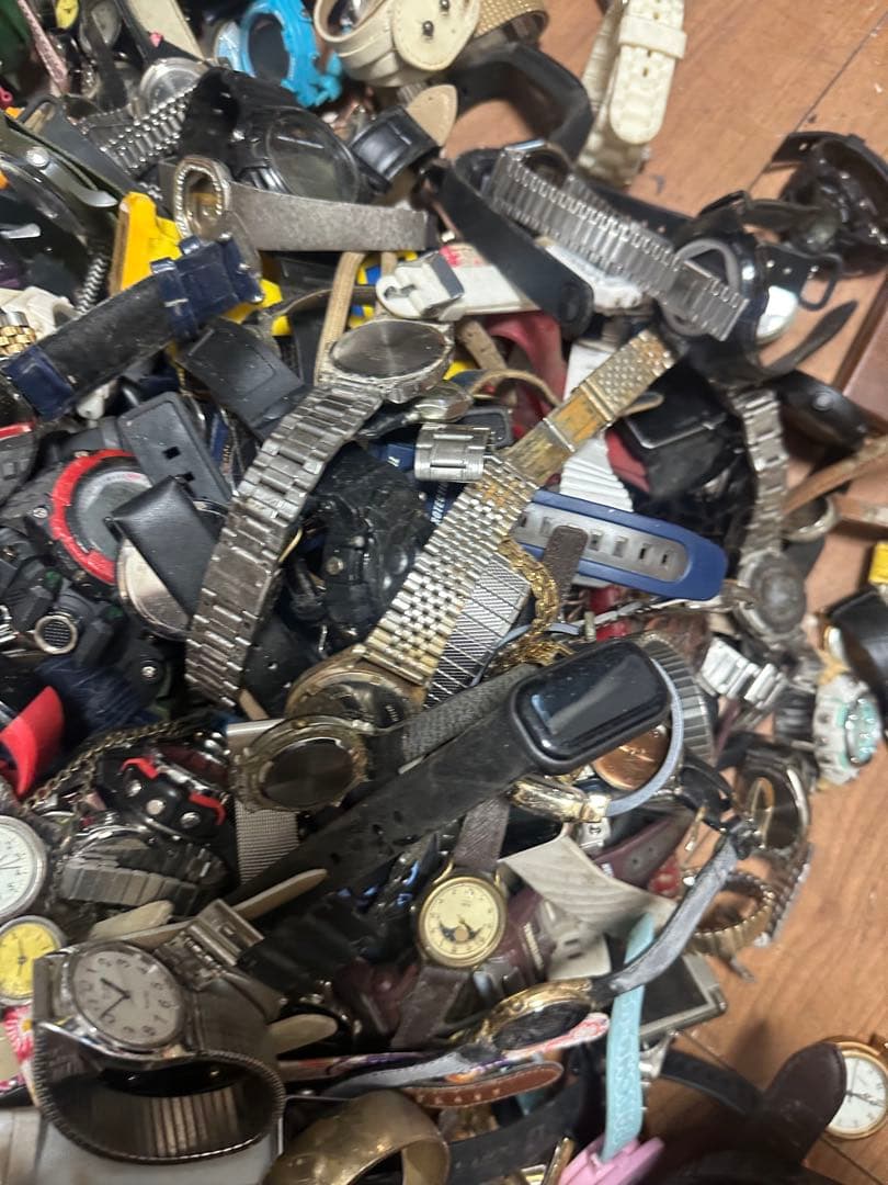 腕時計腕時計腕時計620台まとめて売る