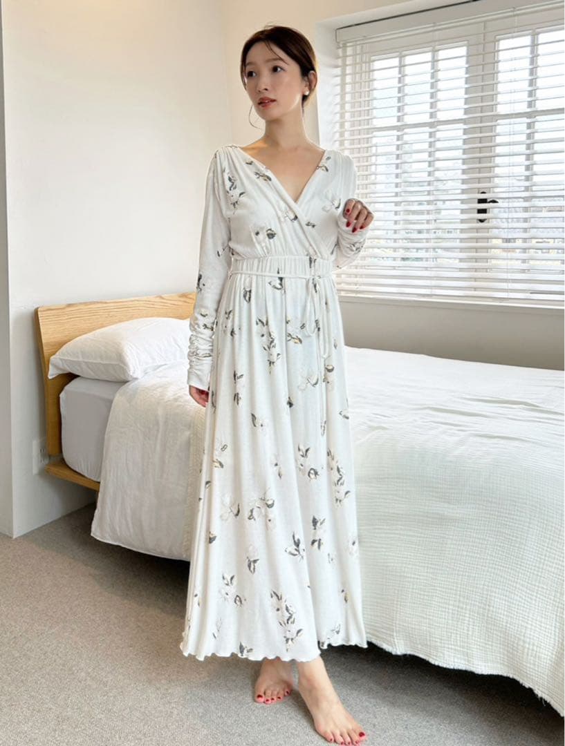 SNIDEL  フラワープリントワンピース　新品タグ付き