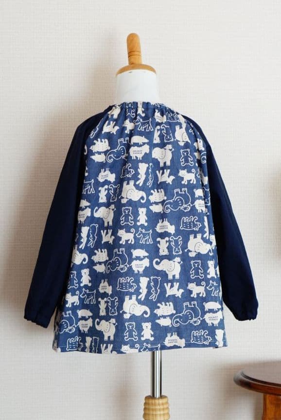 男の子　女の子　スモック　110 　ネイビー　紺　動物