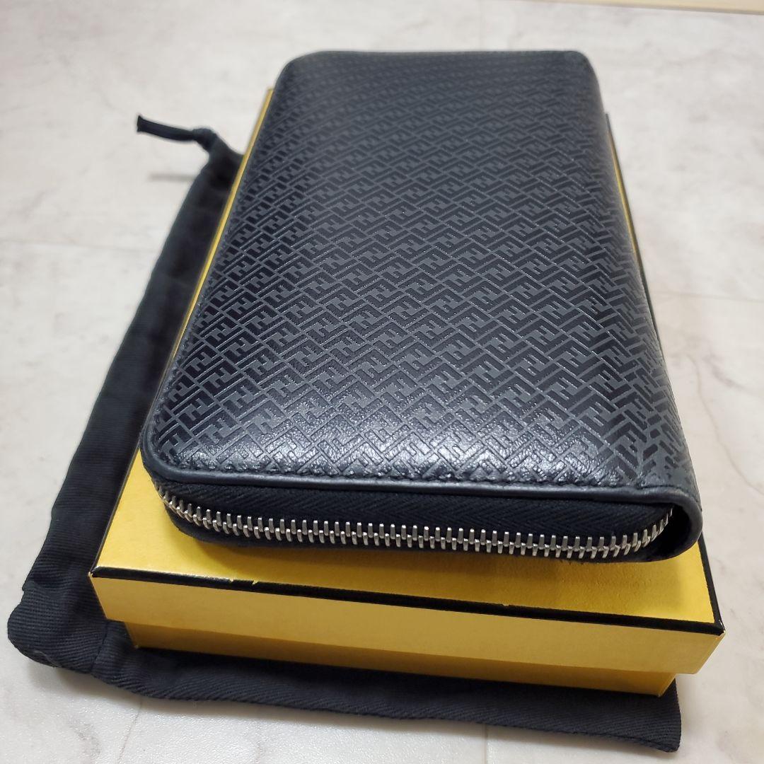 2024 FENDI 長財布 CONTINENTAL ZIP AROUND