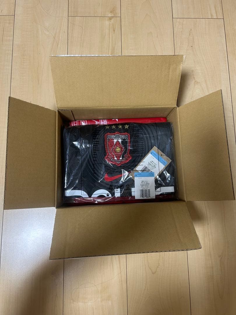 2025浦和レッズ　3rdキット　Mサイズ