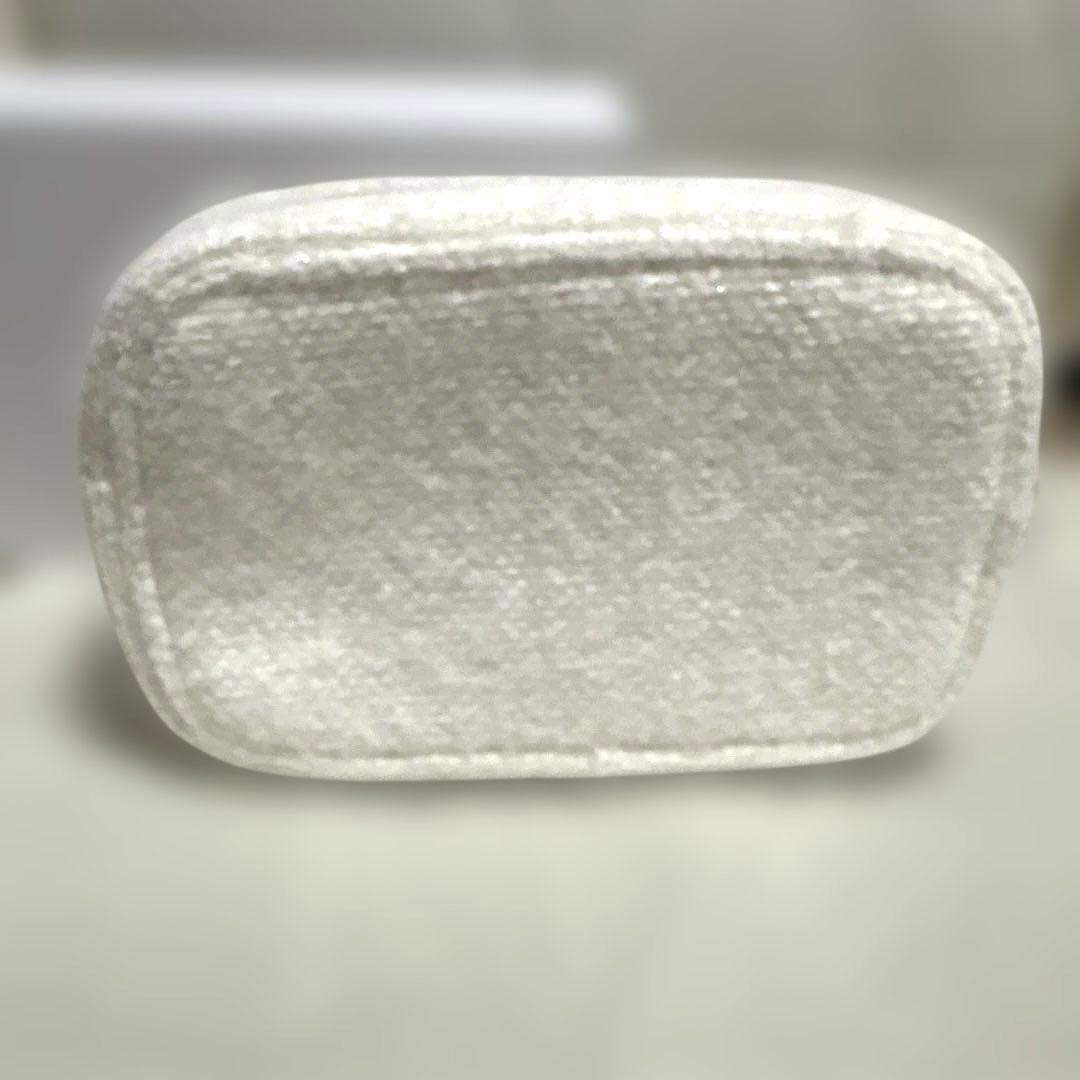 【新品】 シャネル CHANEL 2024 クリスマスコフレ ノベルティポーチ