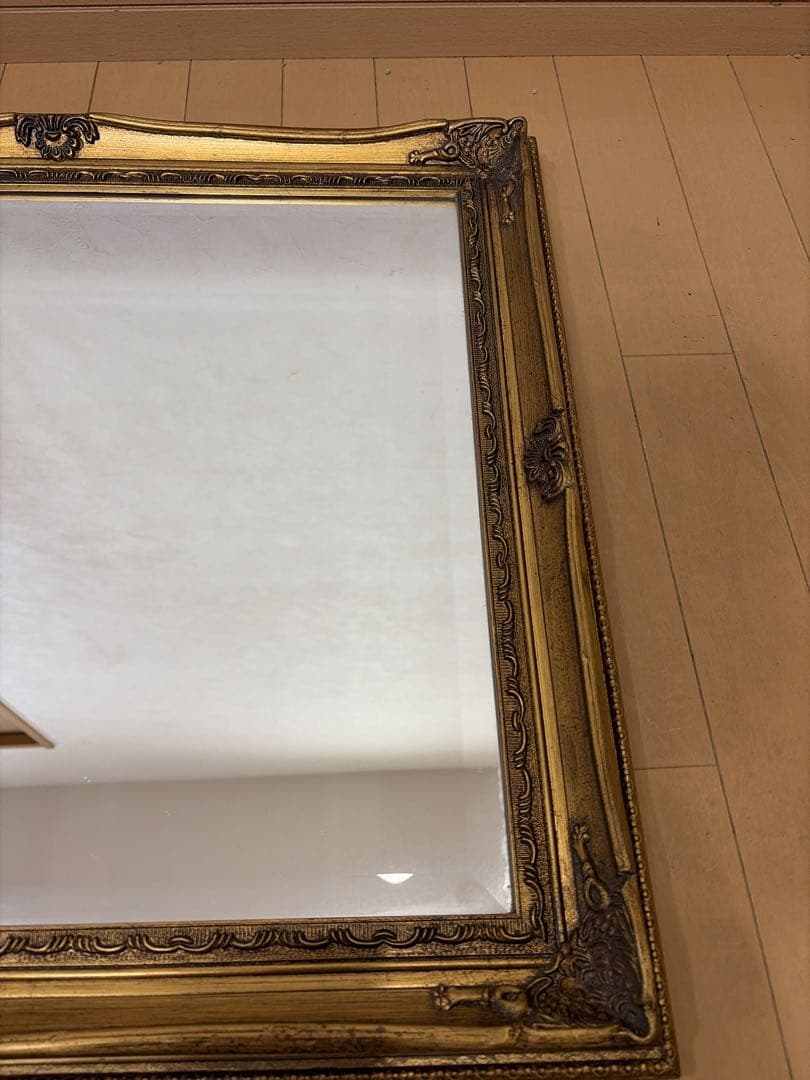 アンティーク調鏡　ヨーロッパ　金色フレーム　ミラー