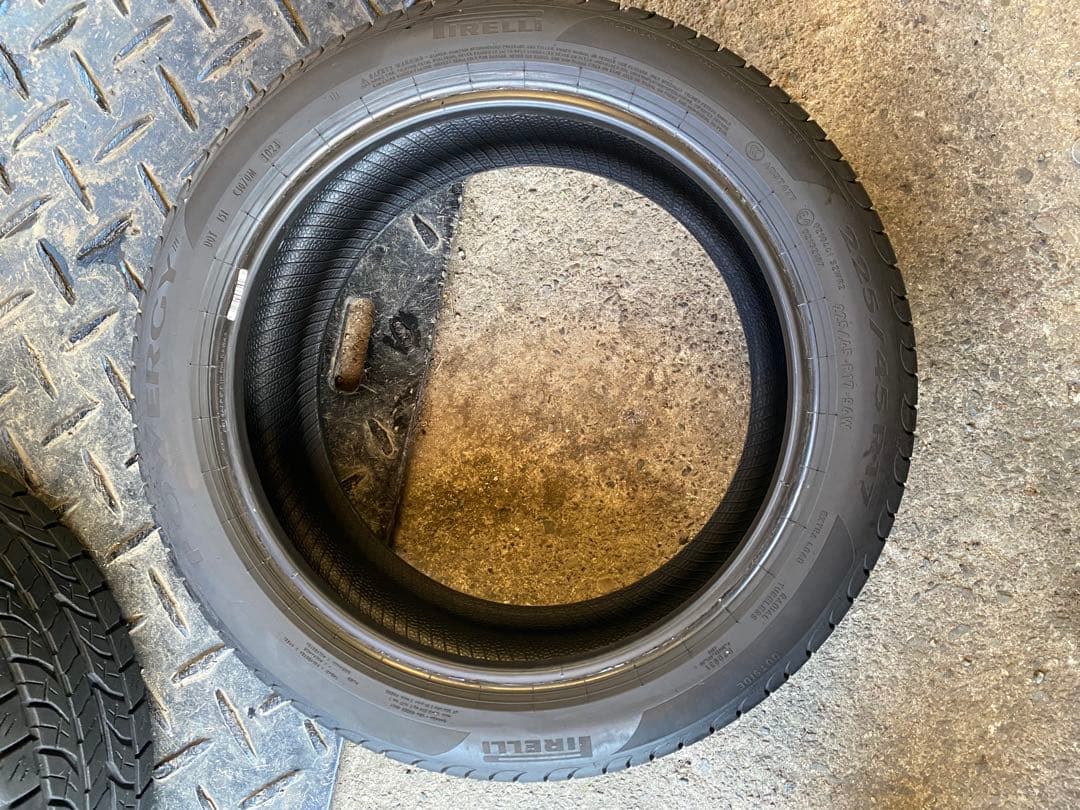 PIRELLI POWERGY 225/45/17 2本セット2024年製送料込