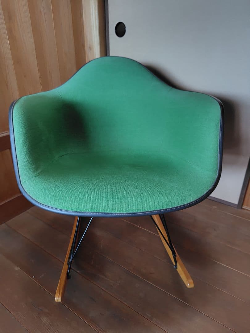 イームズ　ロッキンアームチェア　ヴィンテージ(1977年製) ※更に値下げ