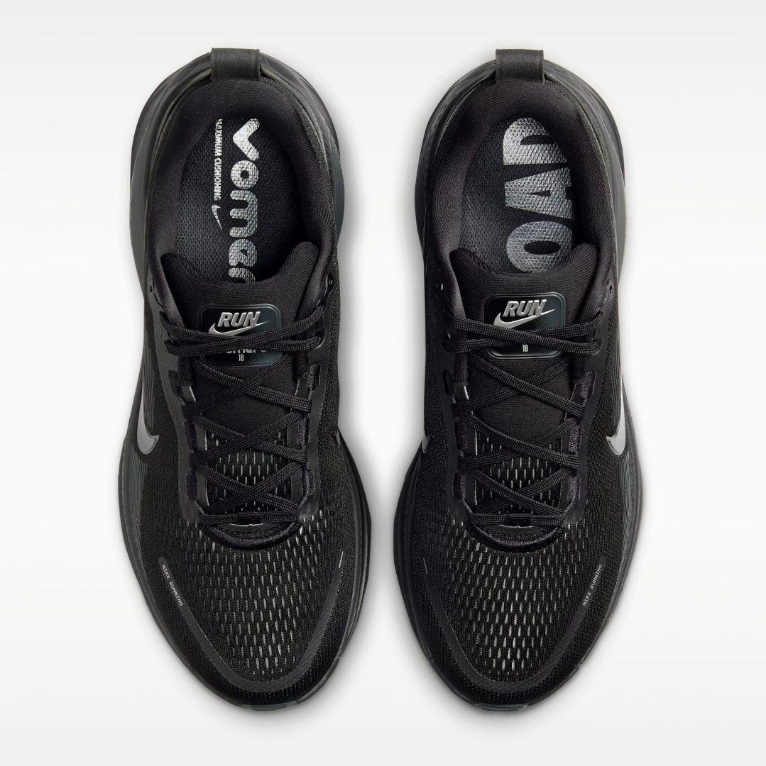 ナイキ ボメロ 18 NIKE Vomero 18