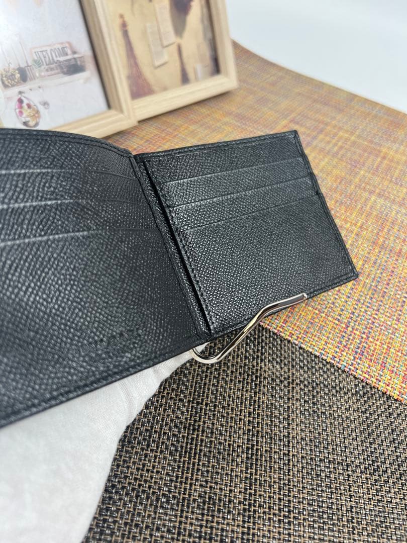✨極美品✨BVLGARIブルガリ　マネークリップ　ブルガリマン　札入れ　レザー