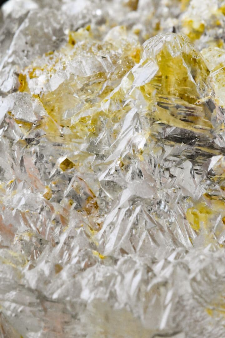 ガネーシュヒマール ヒンドゥン産 アイスクリスタル