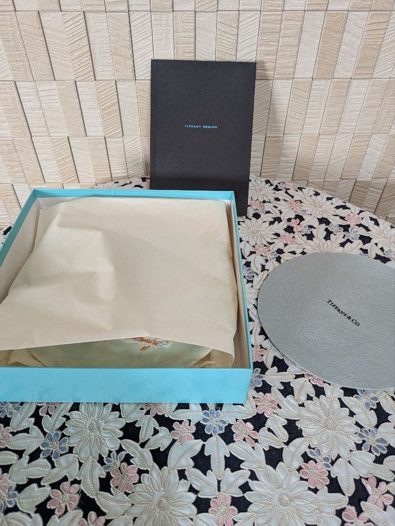 【未使用】ティファニー　ルースターズ　サラダプレート　＊デザインブック