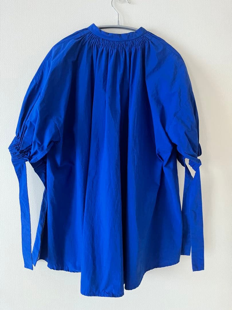 最終お値下げ⭐︎ENFOLD⭐︎ GATHER-SLEEVE BLOUSE ブルー