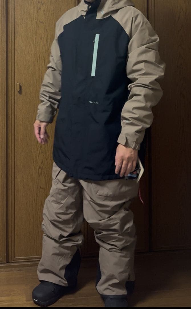 新品 GORE-TEX上下セット VOLCOM JACKET&BIB BROWN