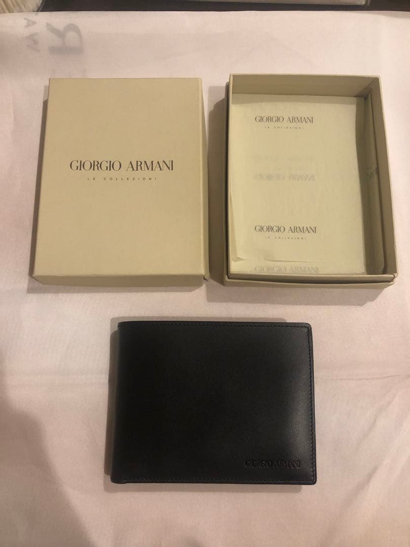 美品　Giorgio Armani 二つ折り財布 黒 箱付き