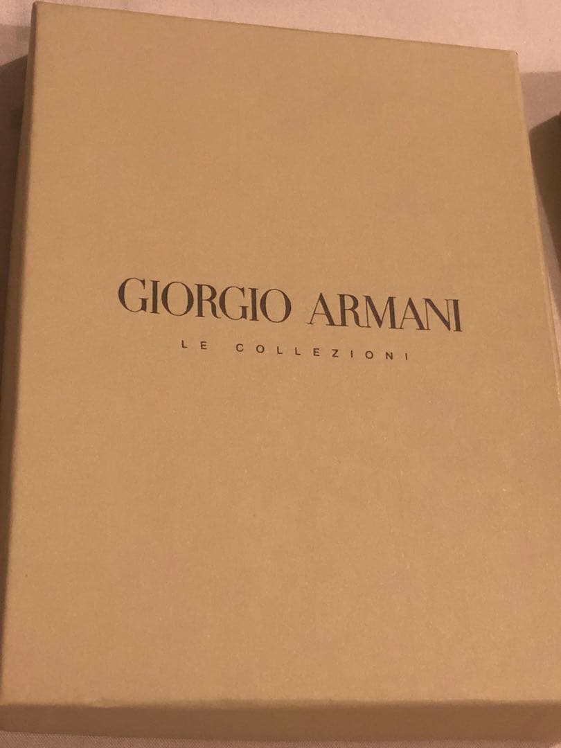 美品　Giorgio Armani 二つ折り財布 黒 箱付き
