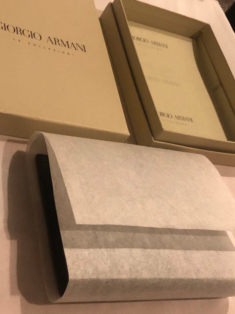 美品　Giorgio Armani 二つ折り財布 黒 箱付き