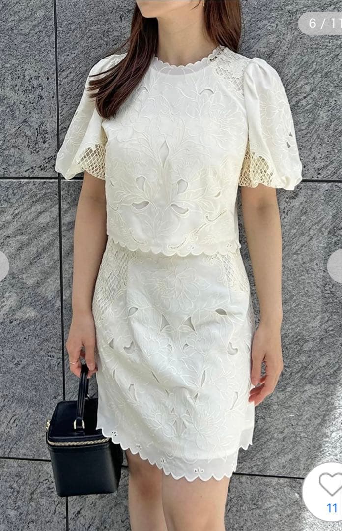 新作新品タグ付き　スナイデル♡エンブロイダリーパフスリーブブラウス