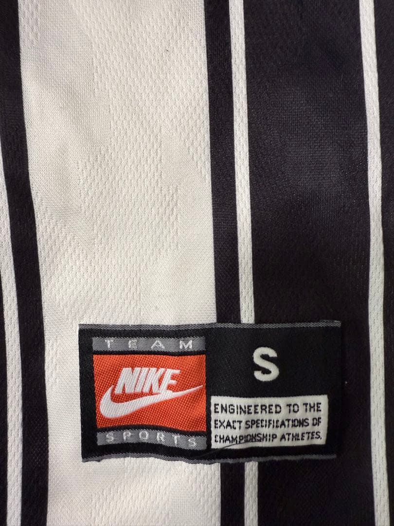 Nike銀タグ　サッカーユニフォーム　ゲームシャツUK製　S