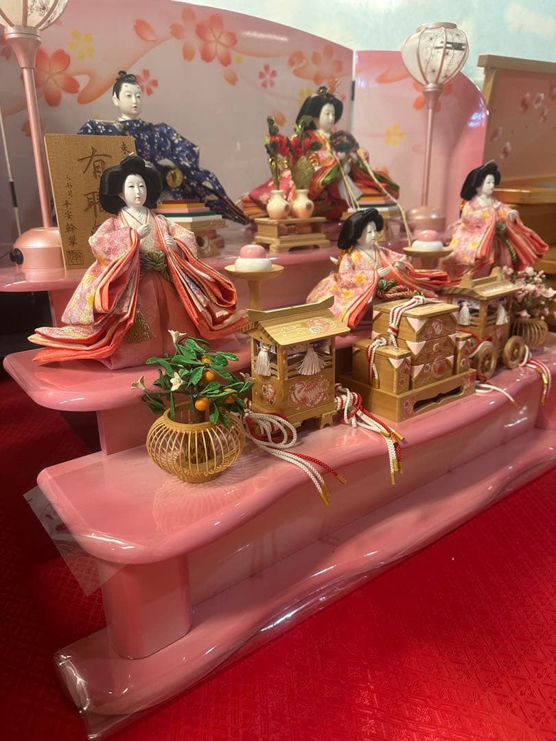 新品未使用 雛人形 五人飾り 三段飾り ピンク台 屏風付き 初節句 ひな祭り