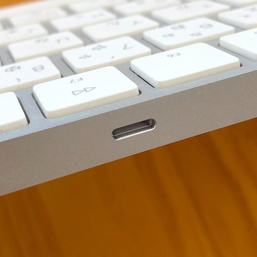 hang10｜MAGIC KEYBOARD｜MAGIC MOUSE 3