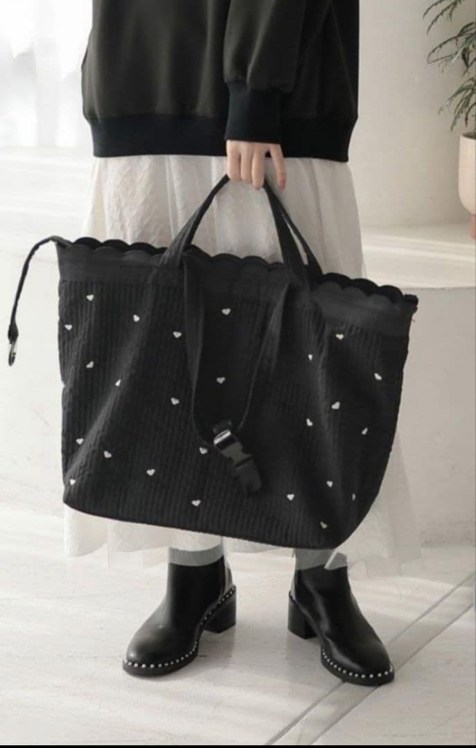 hichan×Donobanコラボ　スカラップマザーズバッグ/ ブラック