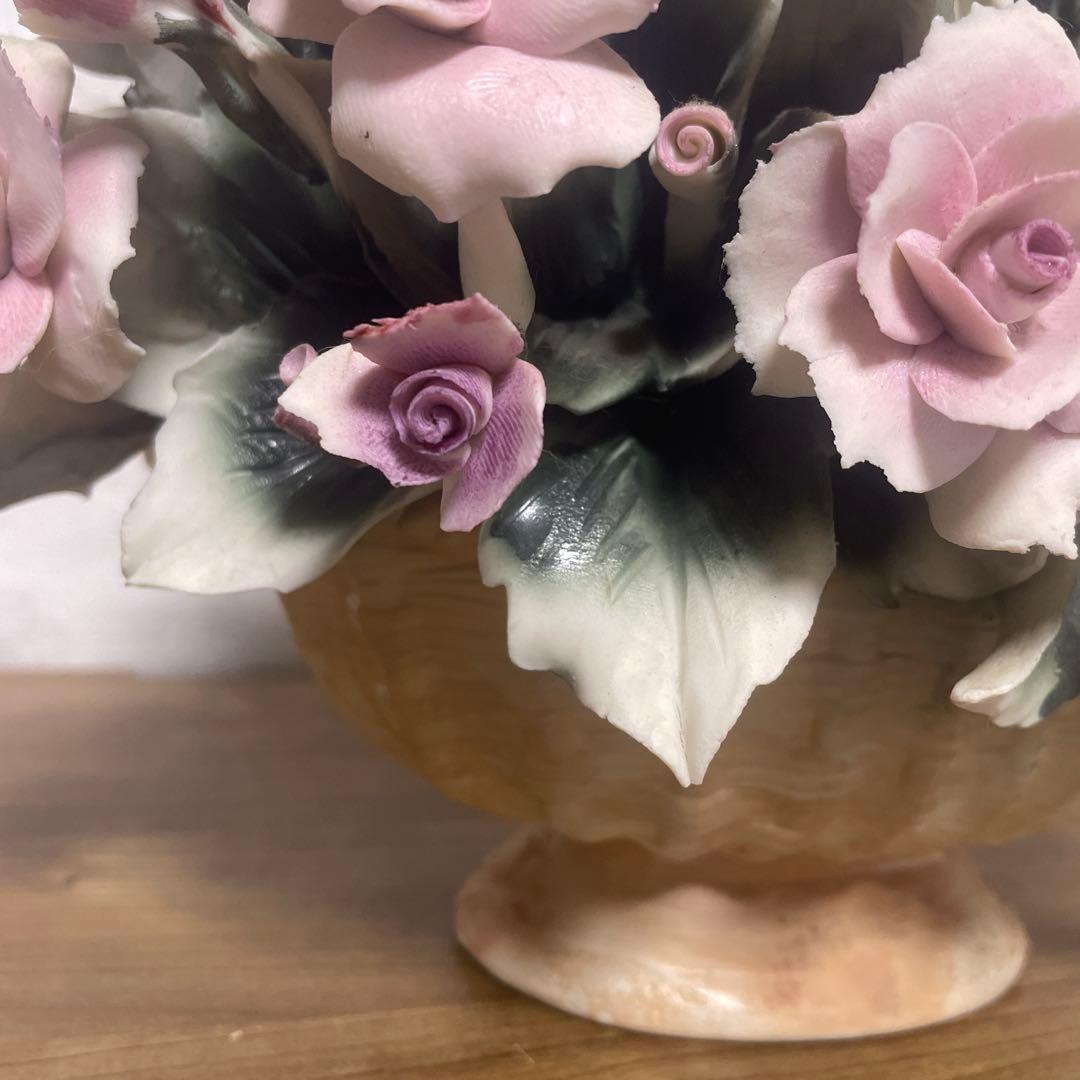 カポディモンテ 陶花　イタリア製　華やか　【現地引渡し】