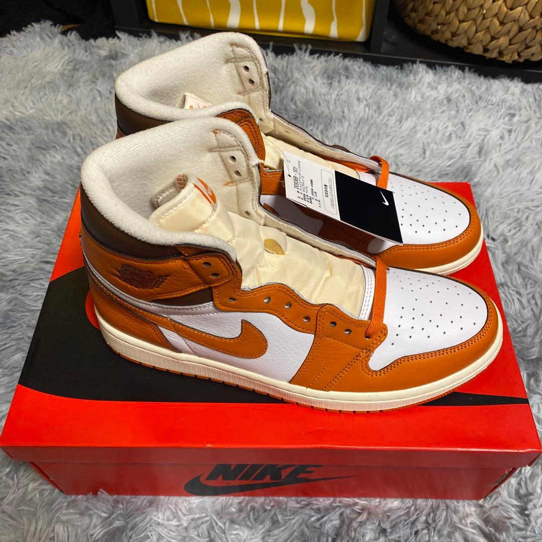 Nike エアジョーダン オレンジ/ホワイト