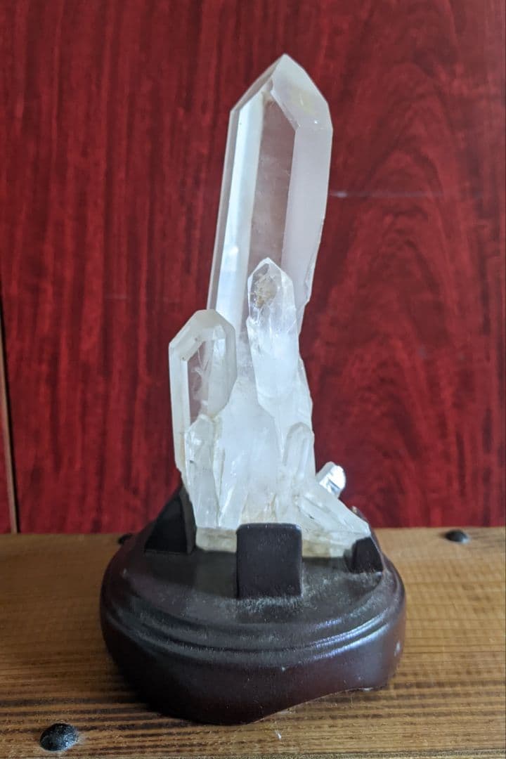 ヒマラヤ 水晶　台座付き