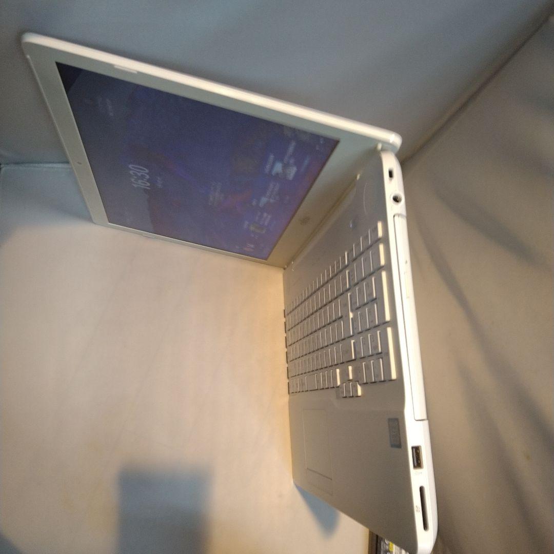 Fujitsu 白いノートPC Core i7 15.6㌅　テンキー 美品