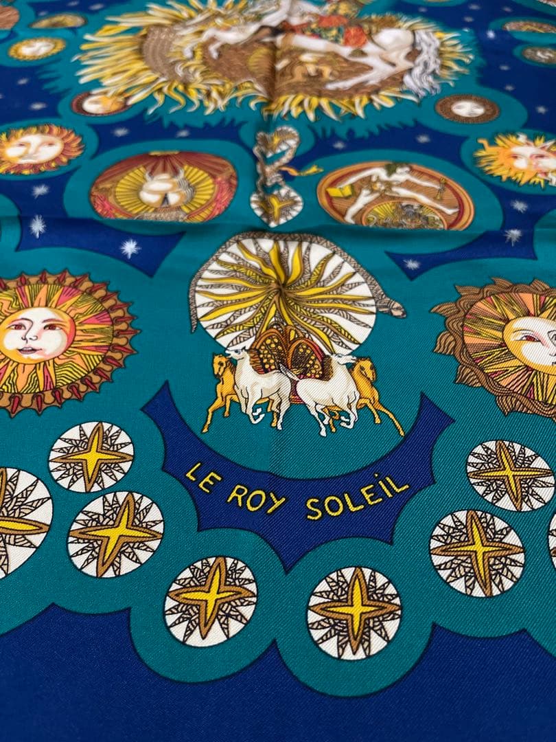 エルメス HERMES カレ90 太陽王 LE ROY SOLEIL スカーフ