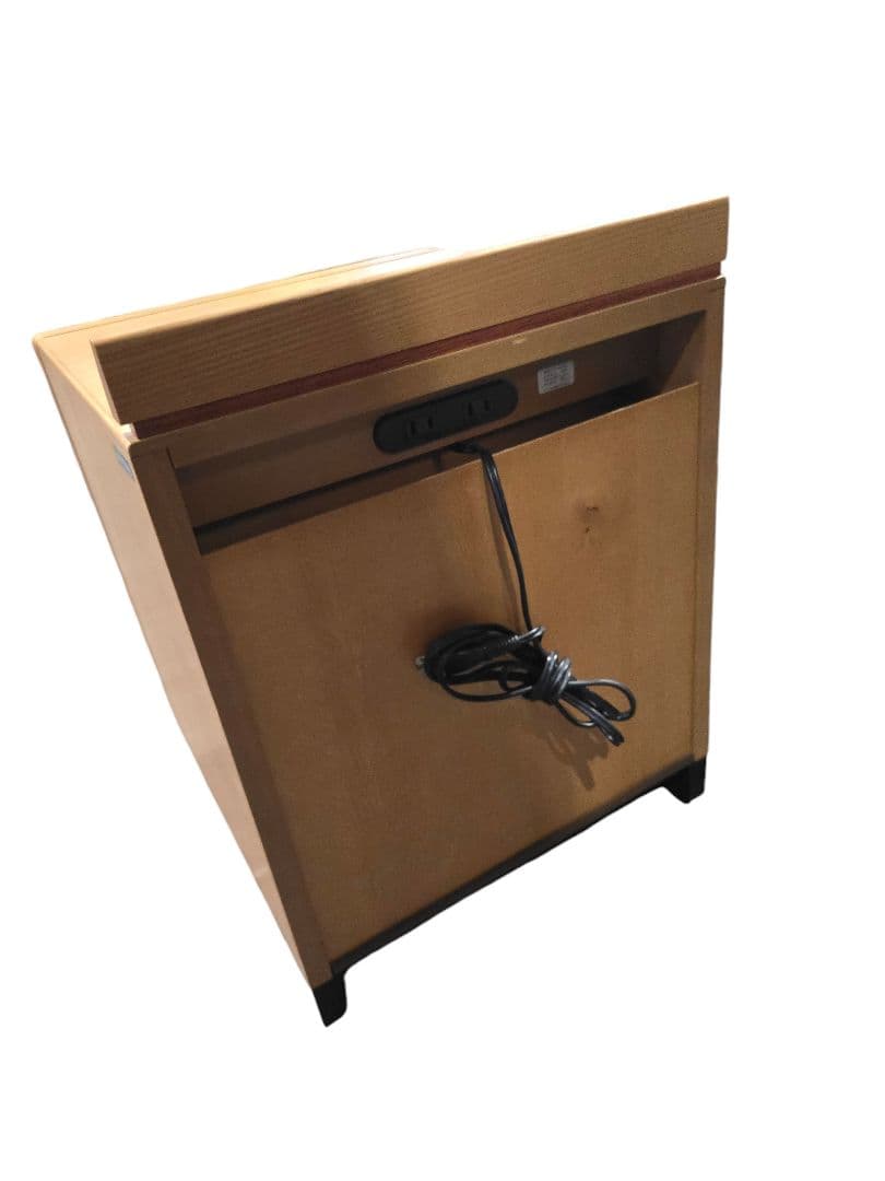 ②カリモク　ナイトテーブル　ベッドサイドテーブル　　引出し　コンセントつき