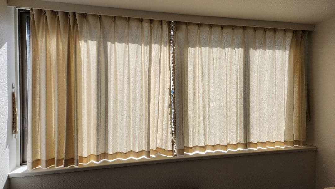 2組セット ベージュ ドレープカーテン 織り模様