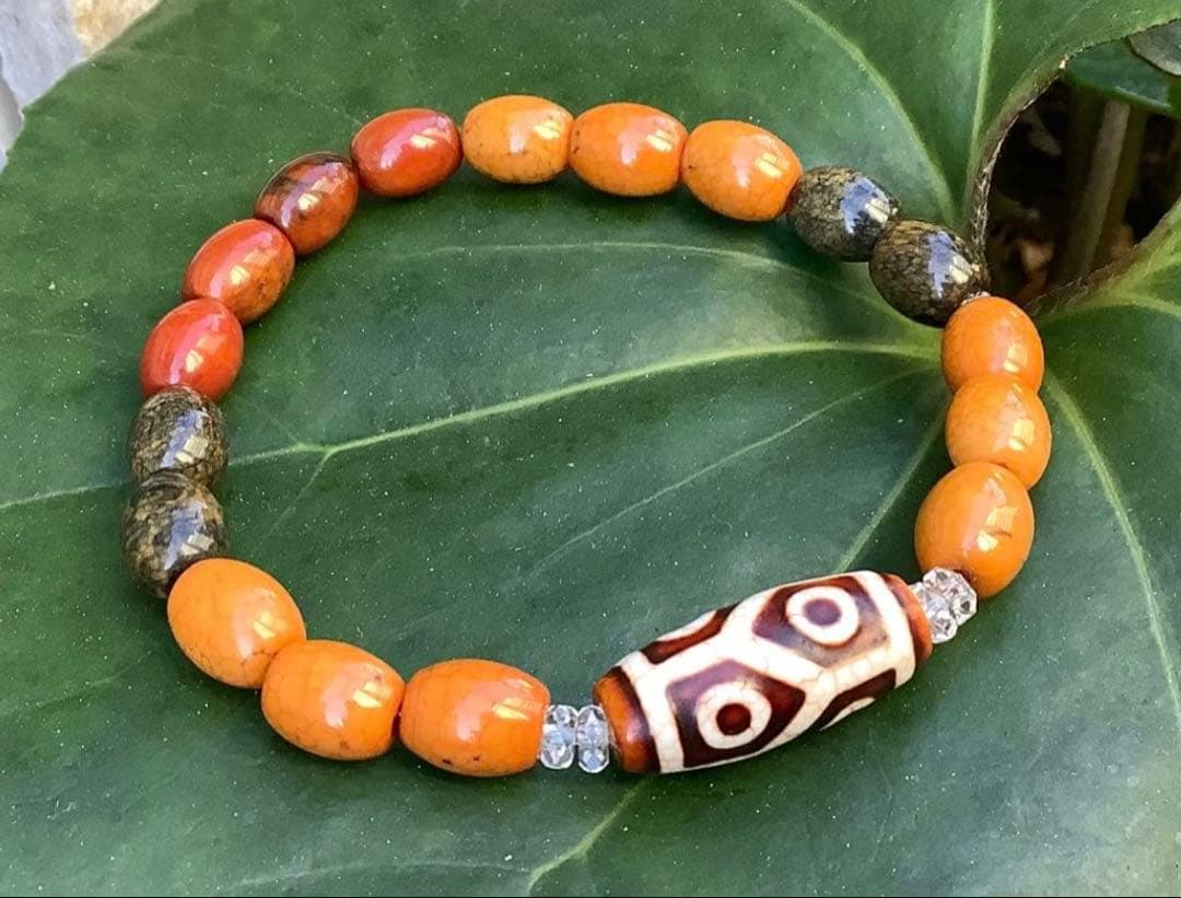 ✳️台湾上肯製　亀甲赤龍紋天珠*赤龍紋天珠玉*奈留島水晶　本物瑪瑙　鑑別書付‼️