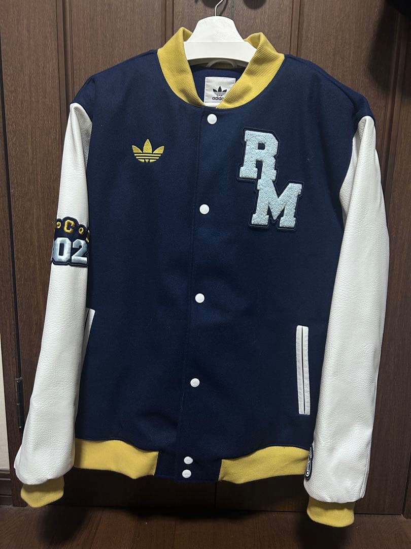 レアルマドリード スタジャン ジャケット スウェット