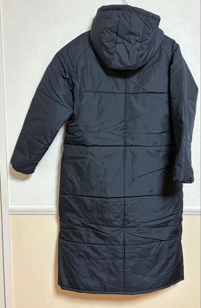 Under Armour ブラック ロングコートアンダーアーマー Lサイズ　女性