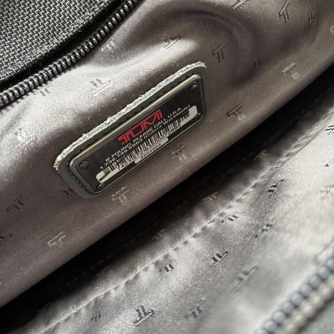 TUMI トゥミ ミディアム ウィールド ダッフルキャリーケース　キャリーケース