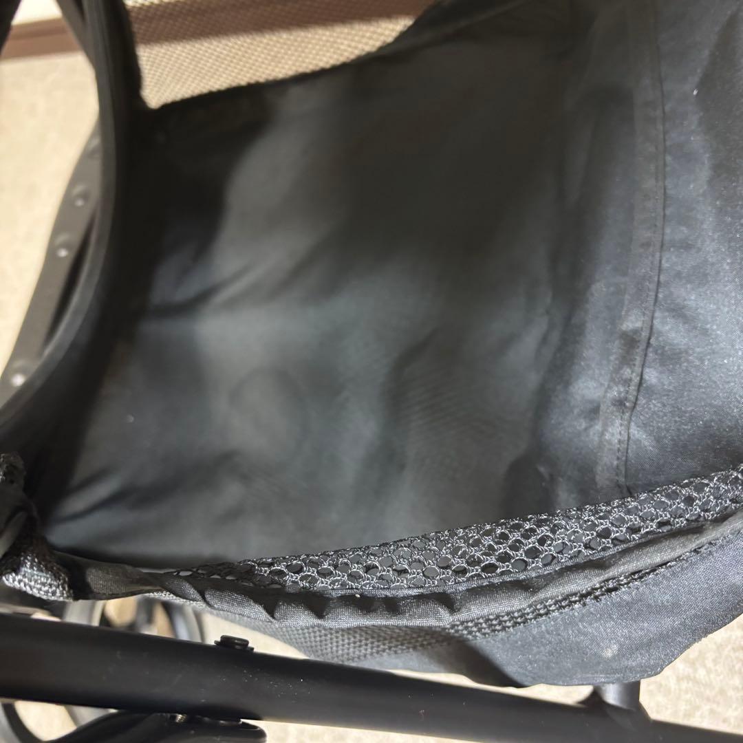 aprica アップリカ　マジカルエアーフリー　B レザー　美品　2183521