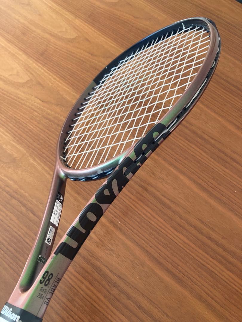 ラケット(硬式用) Wilson Blade 98 S V8