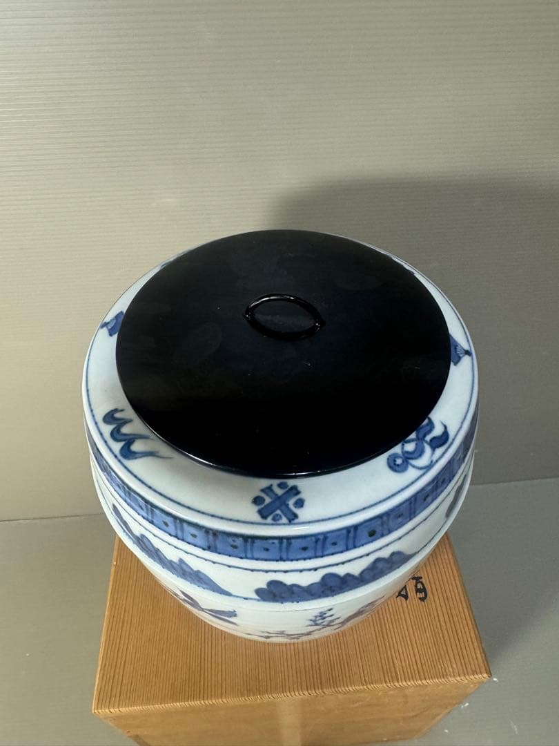 2637 川瀬満之作　染付花鳥文　水指　共箱　茶道具