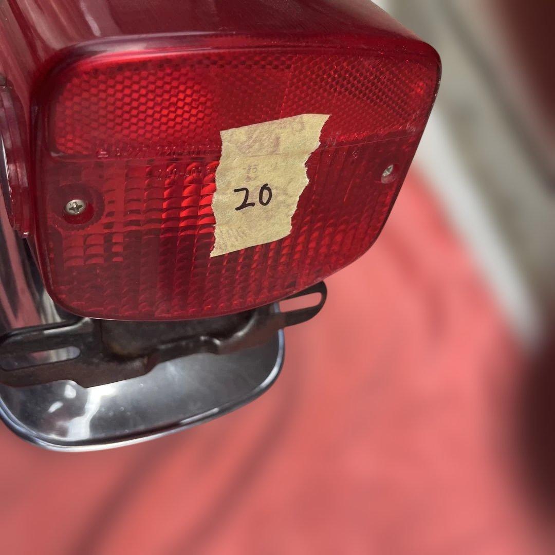 KZ900 Z1 Z2 純正　リアフェンダー　テールランプ付き　ヤレ　20