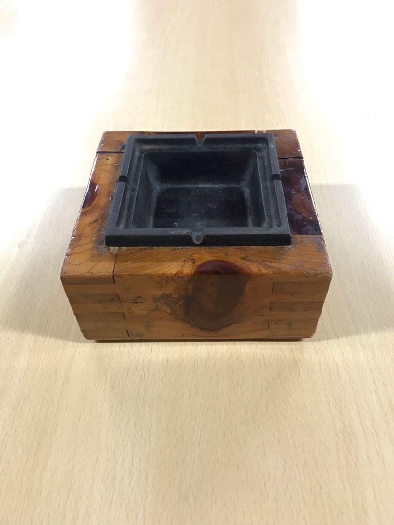 アンティーク 灰皿 レトロ 鋳物　古木