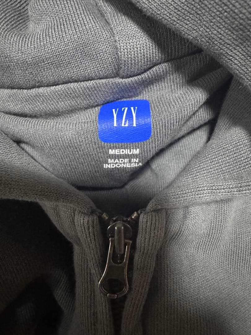 YZY GAP ダブルフェイス　ピグメントダイグレー