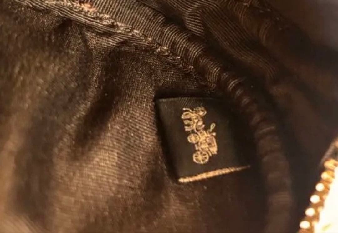 COACH ブラック 円形ケース