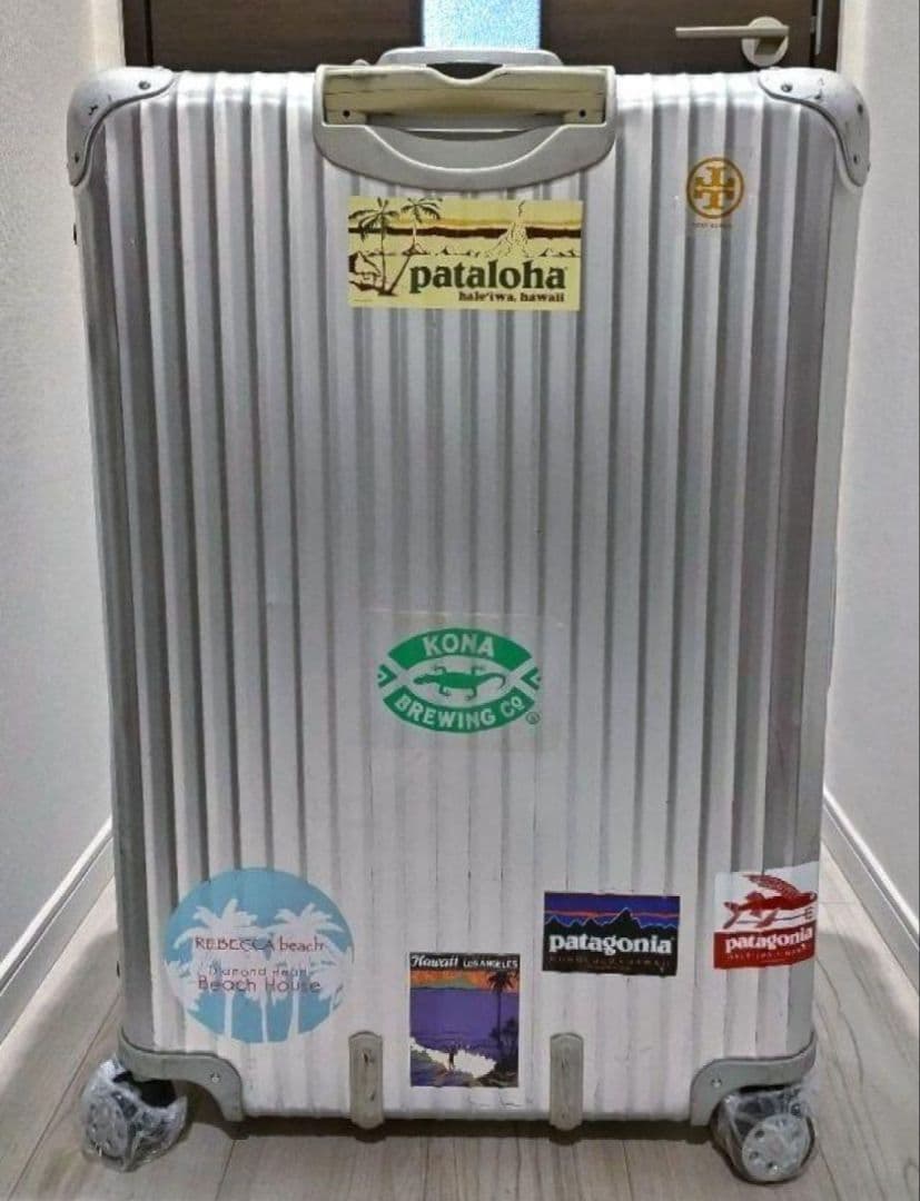 リモワ　トパーズ　4輪　TSAダイヤルロック搭載　98L