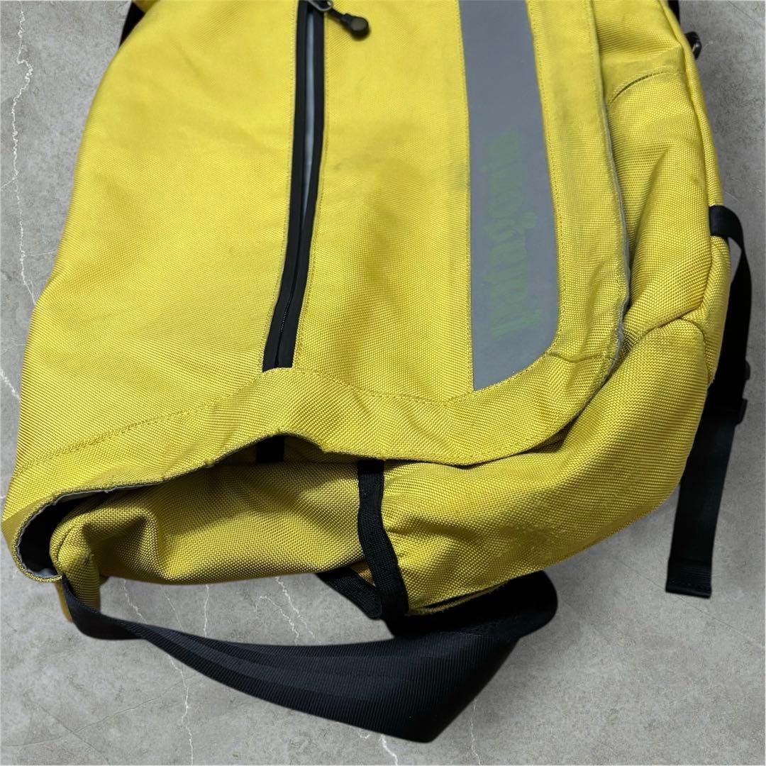 パタゴニア　メッセンジャーバック　ハーフマス　　y2k archive 黄色